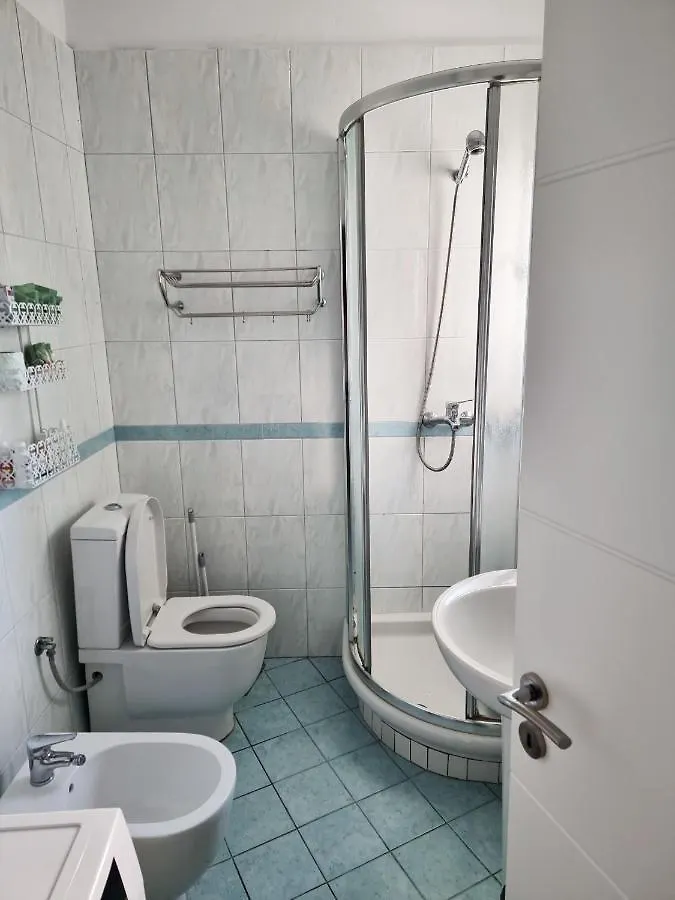 Hera'S Home Tirana 0*,