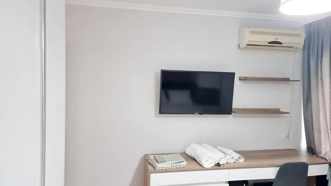 Hera'S Home Tirana 0*,